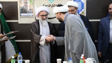 تصاویر/ مراسم تجلیل  از ناظران نظارت شرعی بر ذبح و صید خوزستان