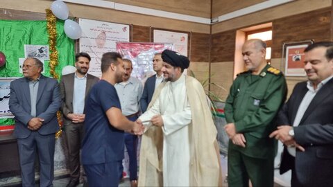 تصاویر/ تجلیل امام جمعه گناوه از پرستاران