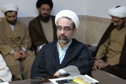 تصاویر/ اجلاسیه فصلی مدیران و معاونین مدارس علمیه استان یزد 