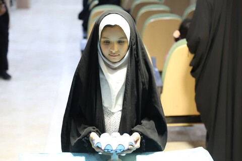 برگزاری درس اخلاق ویژه همسران طلاب یزد