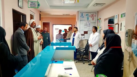 تصاویر/ تقدیر از کادر درمان شهر رابر توسط امام جمعه