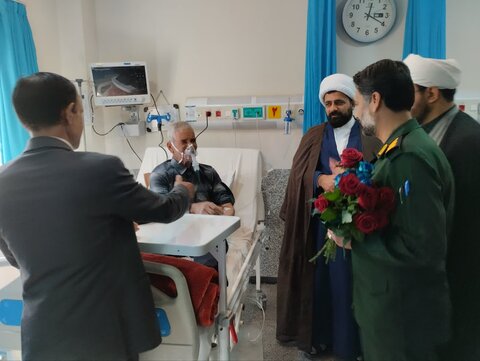 تصاویر/ تقدیر امام جمعه کوهبنان از کادر درمان