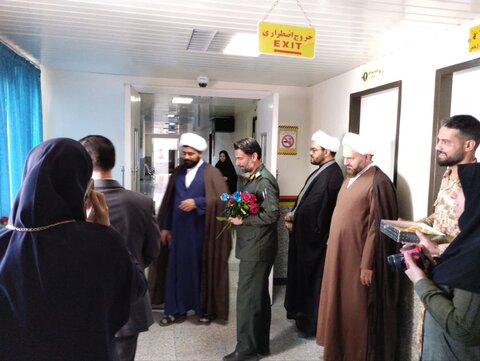 تصاویر/ تقدیر امام جمعه کوهبنان از کادر درمان