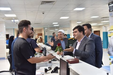 تصاویر/ تجلیل از پرستاران بیمارستان ضیایی اردکان