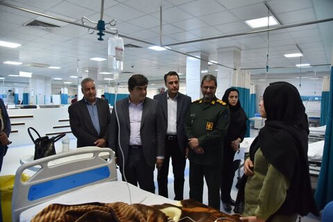 تصاویر/ تجلیل از پرستاران بیمارستان ضیایی اردکان