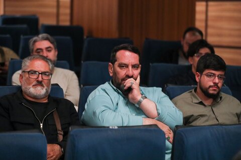 تصاویر/  آیین رونمایی از کتاب «من از کودکی...»