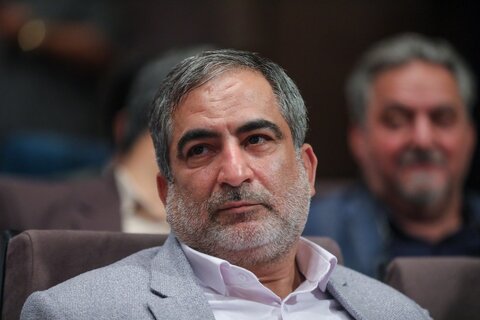 تصاویر/  آیین رونمایی از کتاب «من از کودکی...»