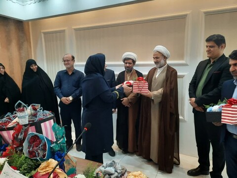 تصاویر/ تقدیر امام جمعه برازجان از پرستاران