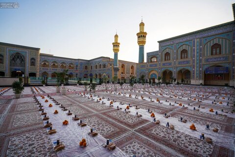 إقامة سفرة مباركة في صحن السيدة فاطمة (ع) بالعتبة العلوية احتفاء بمولد السيدة زينب (ع)