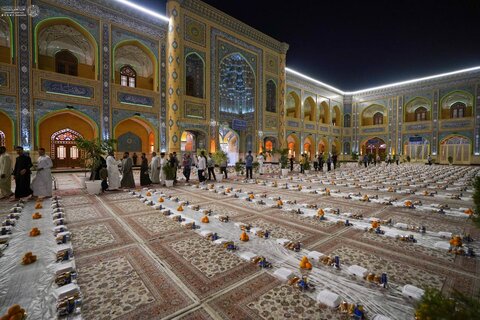 إقامة سفرة مباركة في صحن السيدة فاطمة (ع) بالعتبة العلوية احتفاء بمولد السيدة زينب (ع)