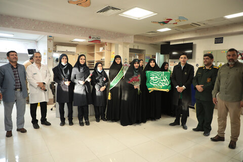 به مناسبت میلاد حضرت زینب(س):تجلیل از پرستاران بیمارستان حضرت معصومه(س)با حضور خادمان حرم مطهر حضرت موسی مبرقع(ع)