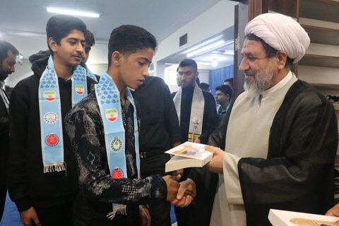 تصاویر/ دیدار نماینده ولی فقیه کرمان با نمایندگان تشکل های دانش آموزی