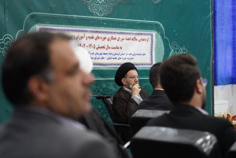 تصاویر/گردهمایی سالانه اعضای شورای همکاری حوزه‌های علمیه و آموزش‌وپرورش لرستان