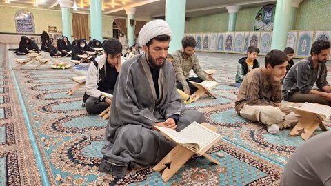 تصاویر/ محفل انس با قران در شهرستان تکاب
