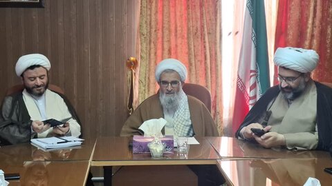 تصاویر/جلسه قرارگاهی ائمه جمعه شمال آذربایجان غربی در پلدشت