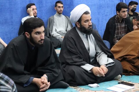 تصاویر/ درس اخلاق طلاب مدرسه علمیه امام خامنه ای ارومیه