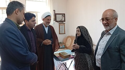 تصاویر/ دیدار با خانواده‌های معظم شهدا و جانبازان در ماهان