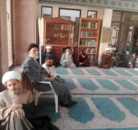 تصاویر/ بزرگداشت سالروز ولادت حضرت زینب(س) در مدرسه علمیه آیت‌الله یثربی(ره) کاشان