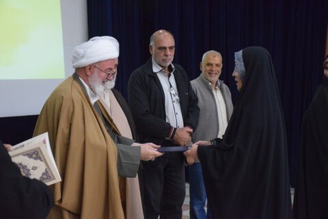 تصاویر/ مراسم تجلیل از خدمتگزاران به زائرین کربلای معلی در موکب مصباح الهدی شاهرود