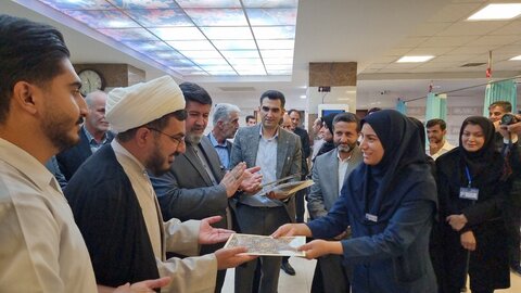 تصاویر/ تقدیر از پرستاران دماوند با حضور امام جمعه