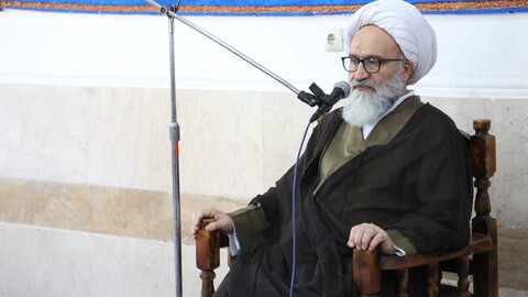 درس اخلاق عضو مجلس خبرگان رهبری در مدرسه علمیه حضرت امیرالمؤمنین شهرستان کارون