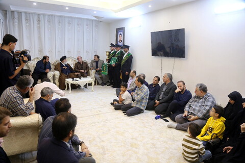 تصاویر/ تجلیل و تکریم اهالی رسانه و خبر قم از سه همسر شهید مدافع حرم