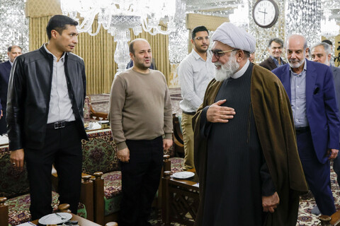 تصاویر/ دیدار پرستاران منتخب بیمارستان‌های مشهد با تولیت آستان قدس رضوی