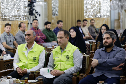 تصاویر/ دیدار پرستاران منتخب بیمارستان‌های مشهد با تولیت آستان قدس رضوی