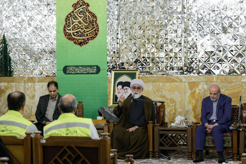 تصاویر/ دیدار پرستاران منتخب بیمارستان‌های مشهد با تولیت آستان قدس رضوی