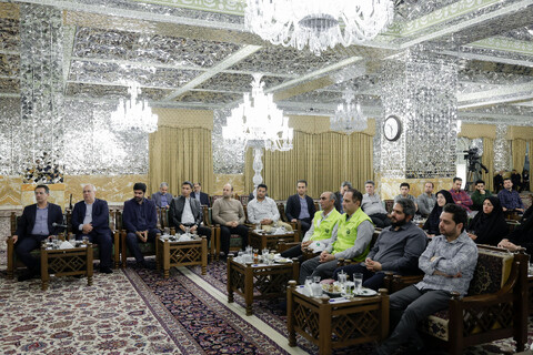 تصاویر/ دیدار پرستاران منتخب بیمارستان‌های مشهد با تولیت آستان قدس رضوی