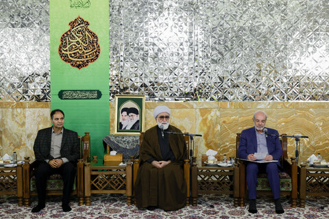 تصاویر/ دیدار پرستاران منتخب بیمارستان‌های مشهد با تولیت آستان قدس رضوی