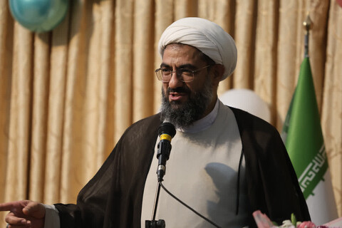 تصاویر / تقدیر امام جمعه همدان از پرستاران