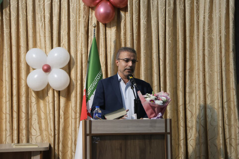 تصاویر / تقدیر امام جمعه همدان از پرستاران