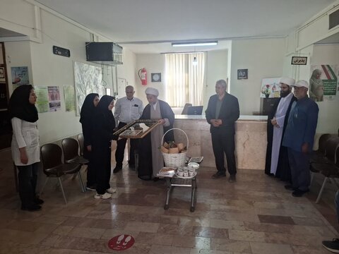 تصاویر/ تجلیل امام جمعه جوپار از کادر درمانی شهر جوپار