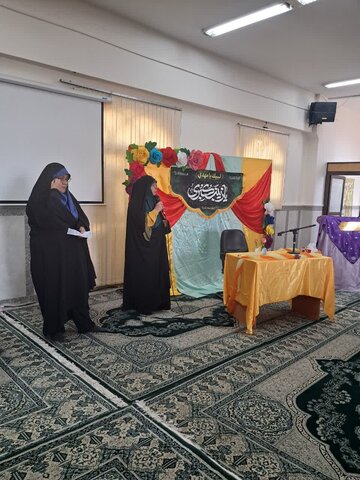 تصاویر/ مراسم جشن ولادت حضرت زینب(س) در مدرسه علمیه تخصصی فاطمیه کرمان