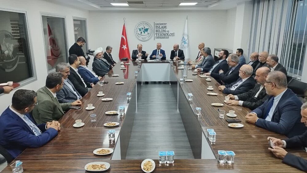 Hoyyat al-islam  Vaezi destaca la unidad de los sabios como clave para una nueva civilización islámica Hoyyat al-islam  Vaezi destaca la unidad de los sabios como clave para una nueva civilización islámica