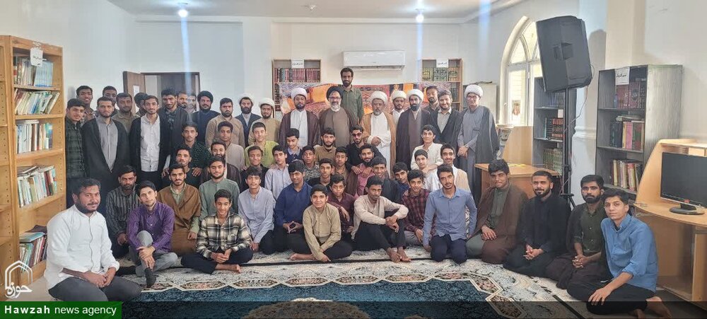 طلاب باید تحلیل‌گر چالش‌های فکری روز جامعه باشند+ تصاویر