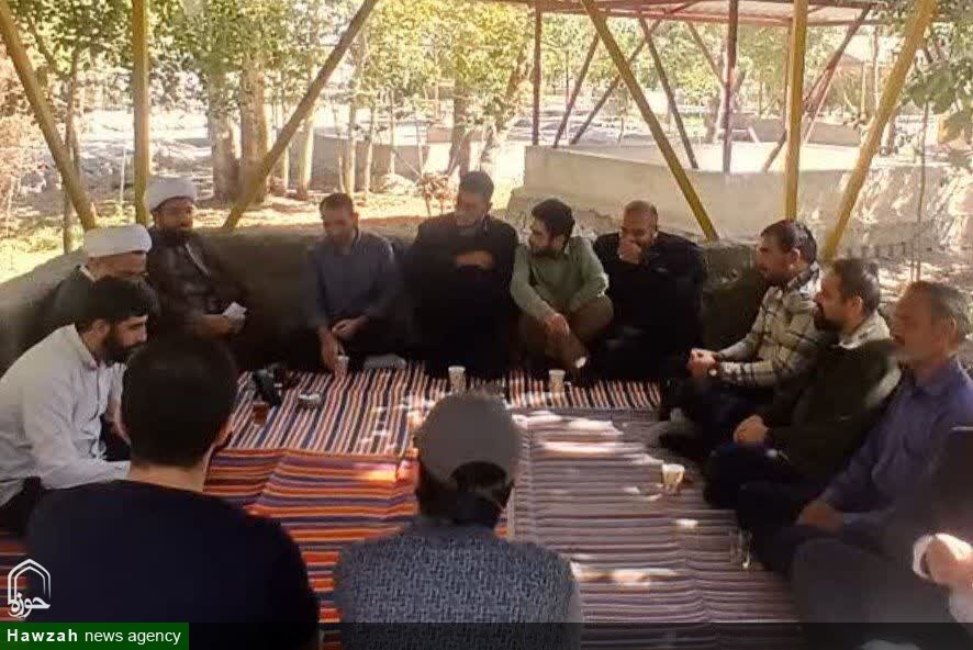 تهذیب همراه علم، شرط بالندگی روحانیت است