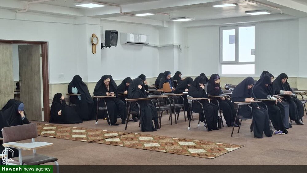 نشست علمی، پژوهشی «ضرورت سبک زندگی اسلامی» در مدرسه علمیه فاطمه معصومه (س) اهواز