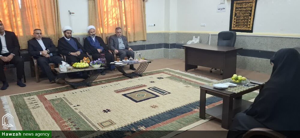 بازدید نماینده مجلس شورای اسلامی از مدرسه علمیه فاطمیه شهرستان باوی