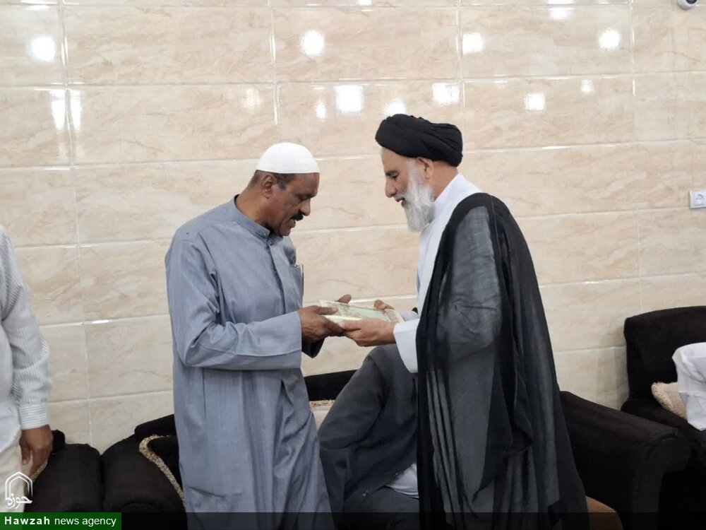 دیدار نماینده ولی‌فقیه در خوزستان با خانواده‌ه شهیدان  « آل‌عباد و باوی»