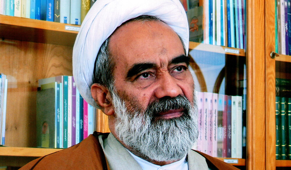 چهل روز با یاد عالمی که حوزه و دانشگاه را به هم پیوند داد + تصاویر