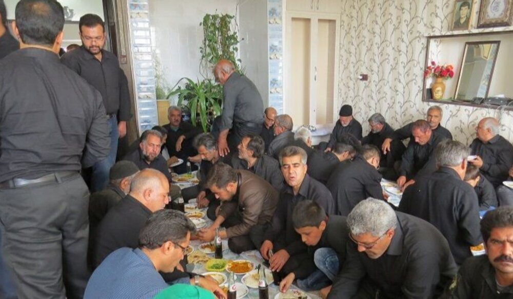 शरई अहकाम । क्या सोगवार के घर मे खाना खाना जायज़ है? शरई अहकाम । क्या सोगवार के घर मे खाना खाना जायज़ है?