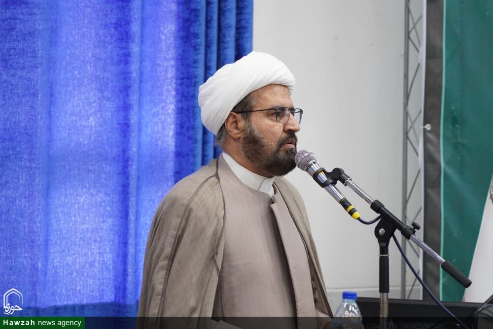 تأکید مدیر حوزه علمیه لرستان بر اجرای برنامه سند تحول بنیادین