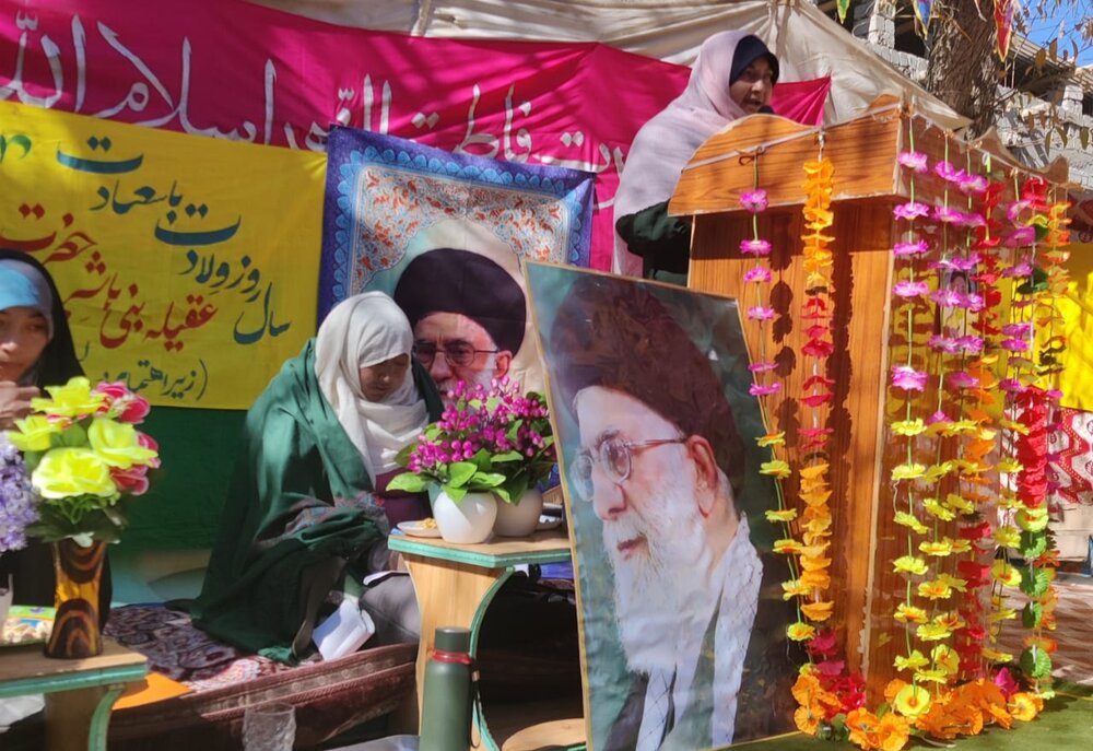 हज़रत ज़ैनब कुबार का किरदार इंसानियत के लिए मशअल ए राह, सुश्री फ़िज़्ज़ा अज़ीज़ा