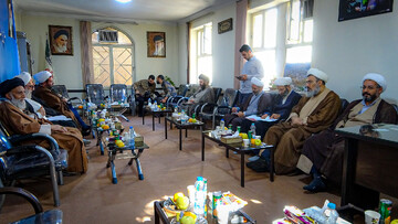 تصاویر/برگزاری نشست مشترک دبیرخانه شورای عالی حوزه‌های علمیه با مدیریت و معاونین حوزه علمیه استان همدان