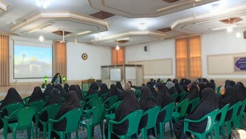 تصاویر/ جشن میلاد حضرت زینب(س)در مدرسه علمیه حضرت زینب(س) کرمان