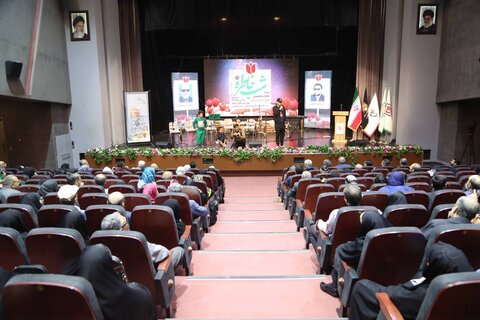 تصاویر/ همسران جانبازان بصیر ستارگان هجدهمین «شب خاطره»