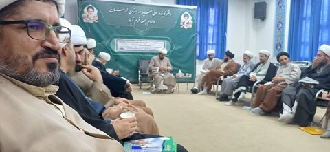 تصاویر/نشست هم اندیشی مدیران مدارس علمیه لرستان و رابطین تبلیغ شهرستان ها
