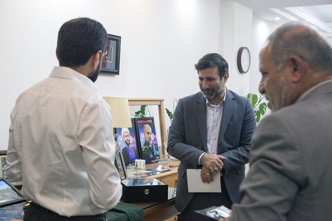 تصاویر/ دیدار سخنگوی شورای نگهبان با خانواده سپهبد شهید «غلامعلی رشید»